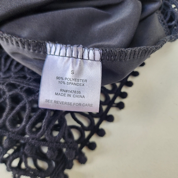 Romeo and Juliet Couture Black Velvet W/ Sheer Lace Trim Dress Stretch Sz S - Picture 14 of 16